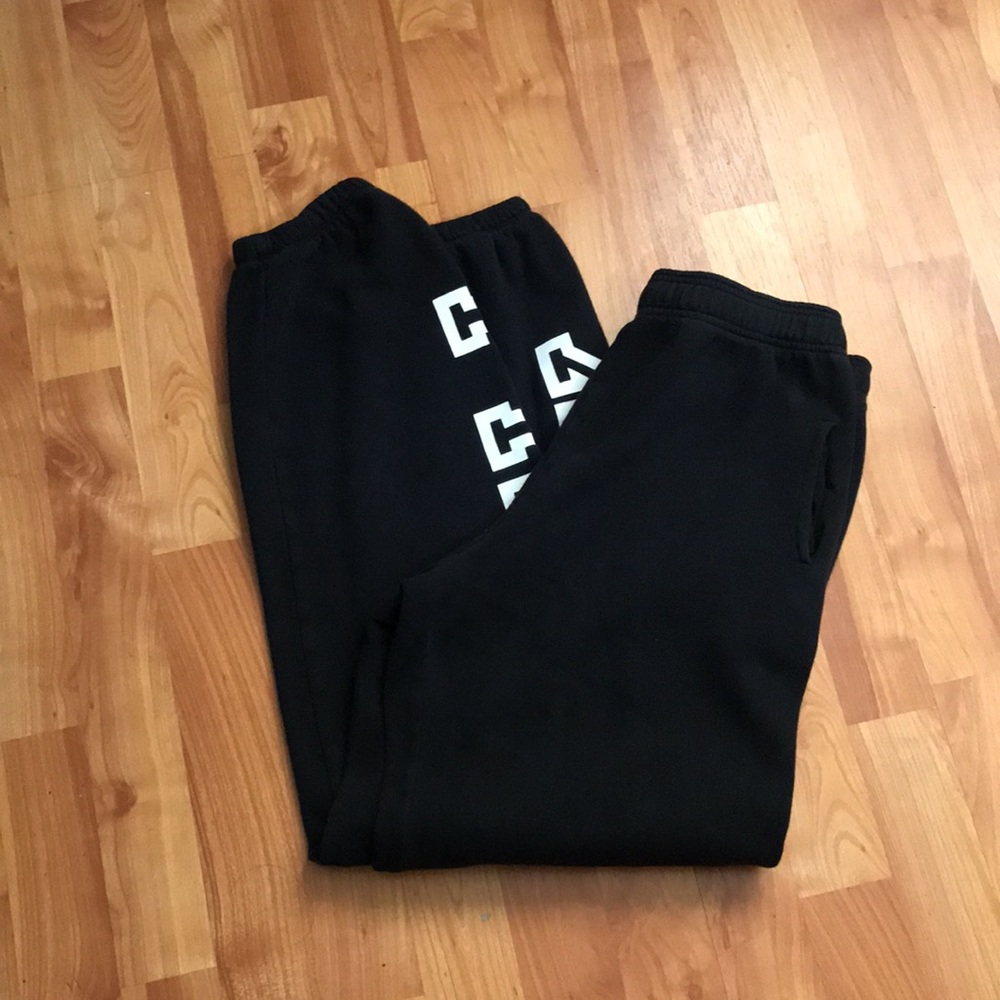 Pink sweatpants - Picture 4 of 8